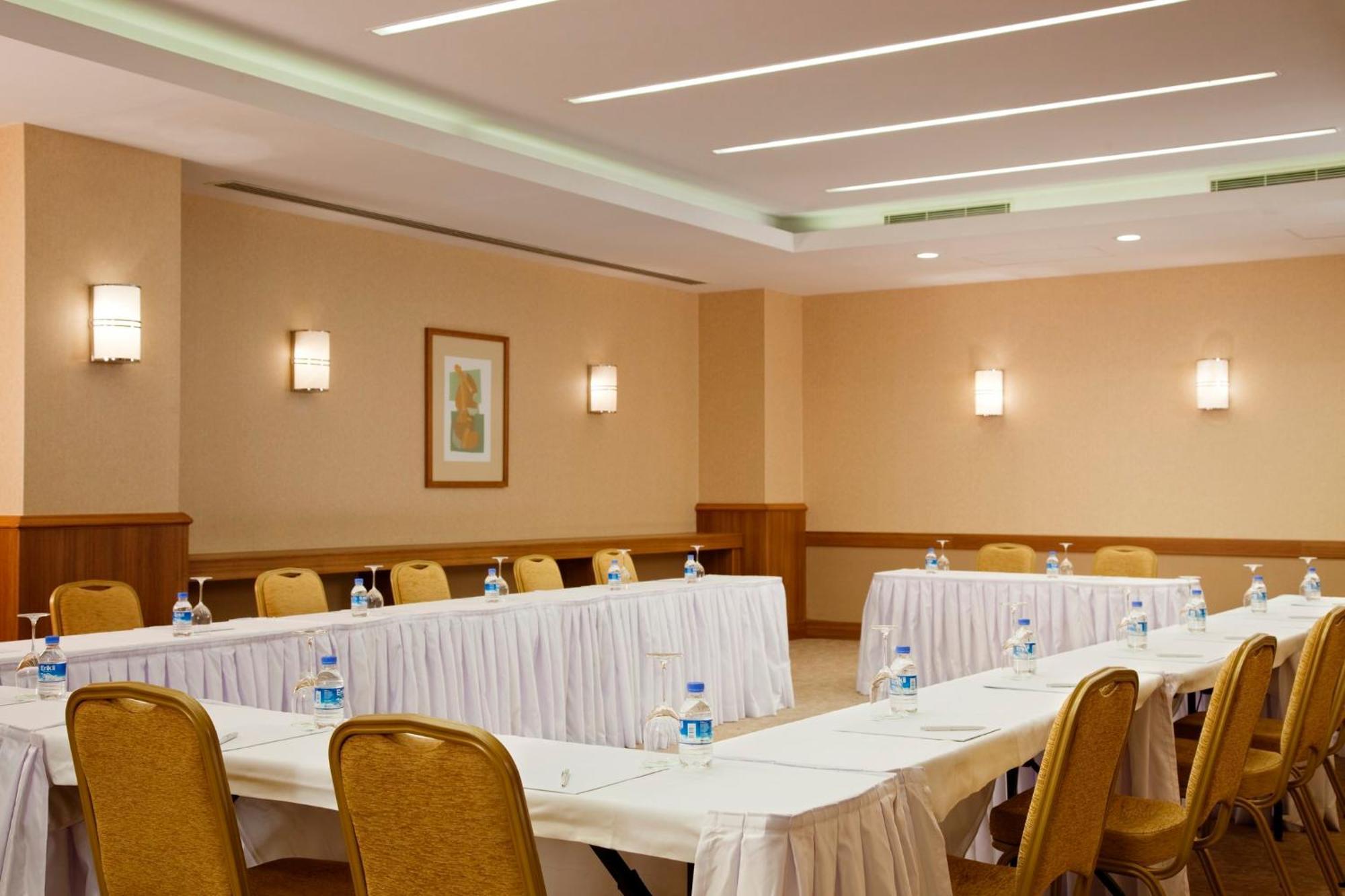 Otel Sisli By Ihg 5*